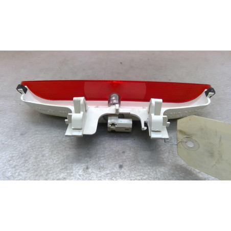 Feu arriere stop central MAZDA 3 1