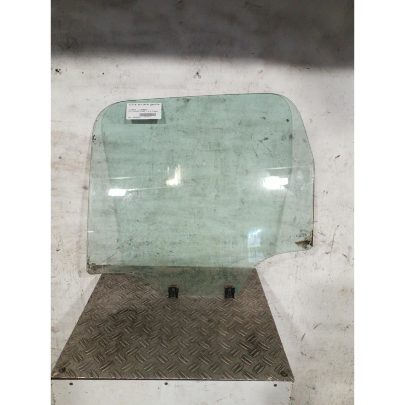 Vitre arriere gauche CITROEN C3 PICASSO Photo n°1