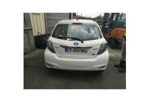 Vitre arriere gauche TOYOTA YARIS 3 Photo n°2