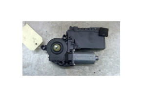 Moteur leve vitre arriere droit VOLKSWAGEN TOUAREG 1 Photo n°2