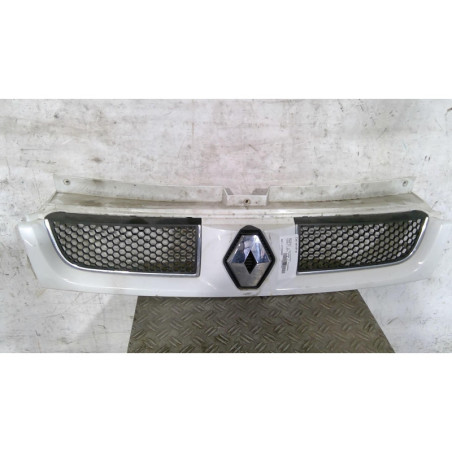 Calandre RENAULT TRAFIC 2