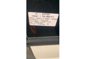 Calandre RENAULT TRAFIC 2 Photo n°4