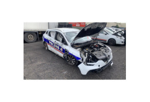 Feu diurne avant gauche RENAULT MEGANE 4 Photo n°3