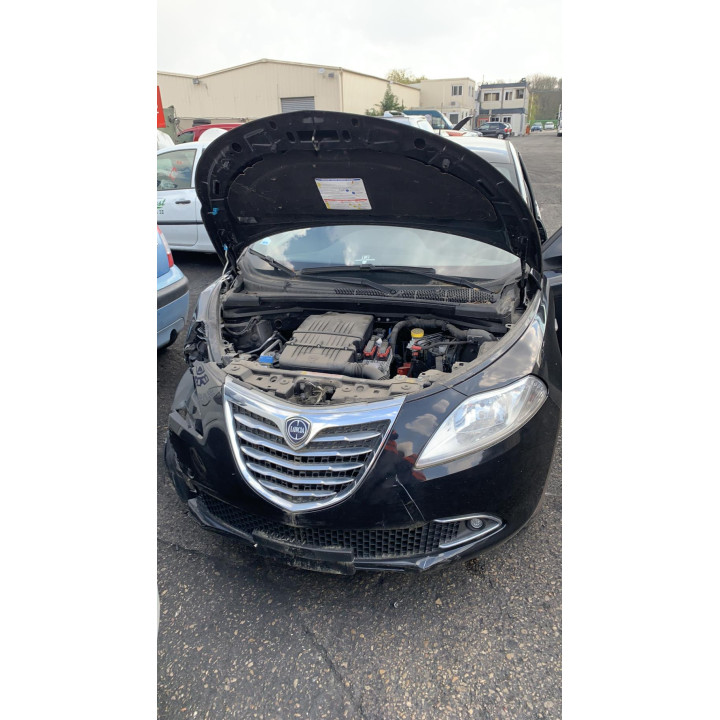 Compresseur clim LANCIA YPSILON 5 Photo n°8