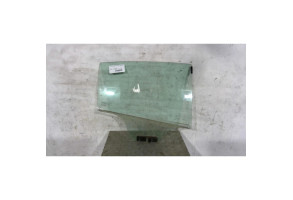 Vitre arriere droit FIAT BRAVO 2 Photo n°1