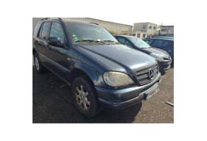 Traverse superieure MERCEDES CLASSE M 163 Photo n°3