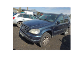 Traverse superieure MERCEDES CLASSE M 163 Photo n°6