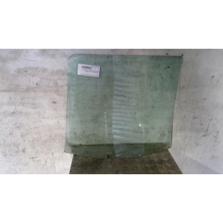 Vitre arriere droit VOLKSWAGEN GOLF 3
