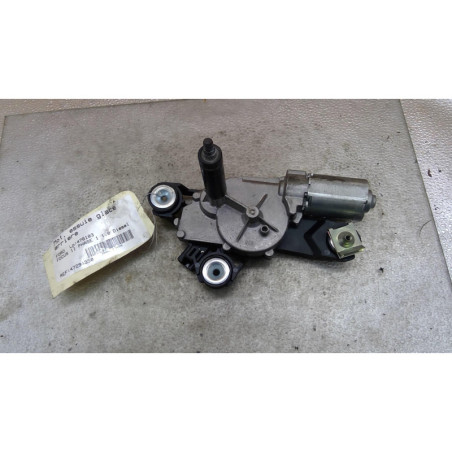 Moteur essuie glace arriere FORD FOCUS 2
