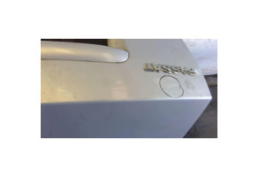 Malle/Hayon arriere VOLKSWAGEN PASSAT 4 Photo n°5