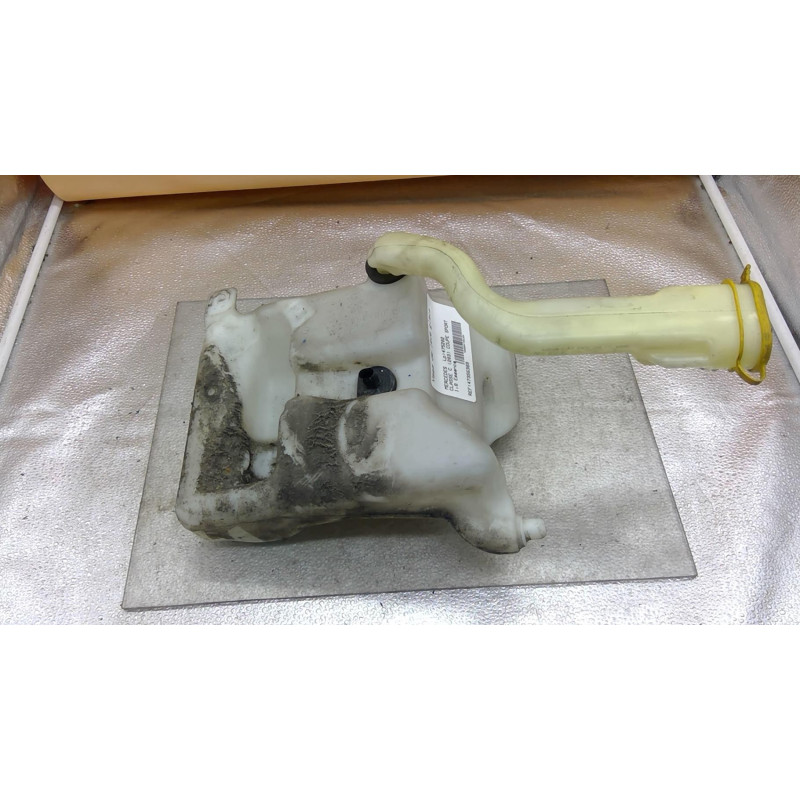 Vase de lave glace MERCEDES CLASSE C 203 COUPE SPORT Photo n°1