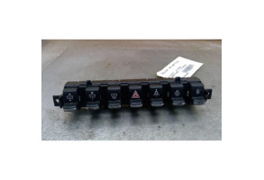 Bouton de warning PEUGEOT 3008 1 Photo n°2