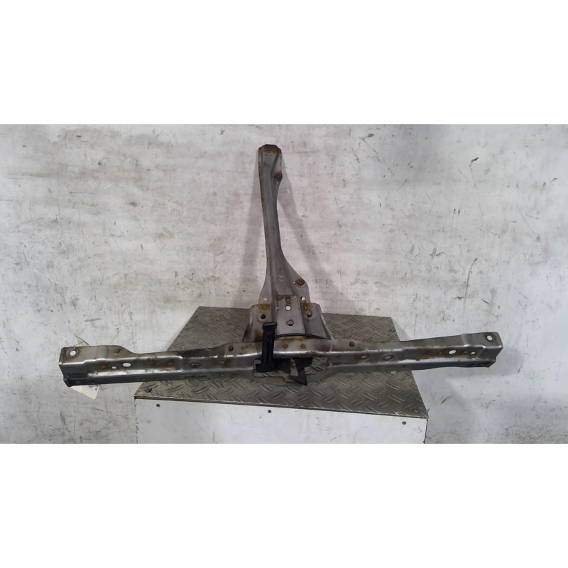 Traverse superieure HONDA STREAM Photo n°1