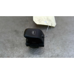 Interrupteur de leve vitre arriere droit AUDI Q5 1 Photo n°1