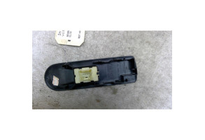 Interrupteur de leve vitre avant droit RENAULT CLIO 4 Photo n°2