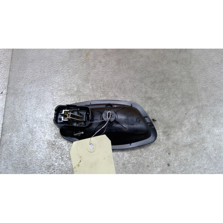 Poignee interieur arriere gauche RENAULT CLIO 4 Photo n°2