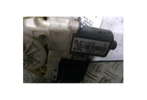 Leve vitre electrique arriere gauche RENAULT MEGANE 3 Photo n°1
