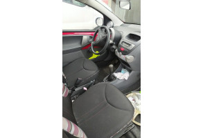 Lunette arriere CITROEN C1 1 Photo n°6
