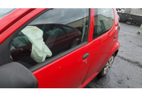 Lunette arriere CITROEN C1 1 Photo n°8