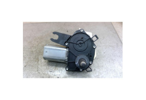 Moteur essuie glace arriere PEUGEOT 107 Photo n°1