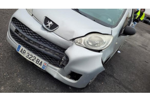 Malle/Hayon arriere PEUGEOT 107 Photo n°7