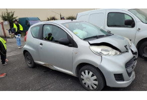 Malle/Hayon arriere PEUGEOT 107 Photo n°10