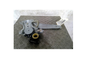Leve vitre electrique arriere droit TOYOTA VERSO Photo n°1