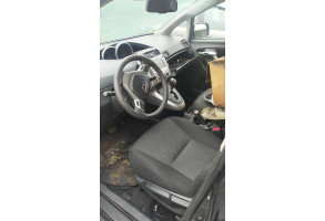 Interrupteur de leve vitre arriere gauche TOYOTA VERSO Photo n°10