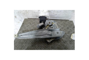 Leve vitre electrique arriere gauche TOYOTA VERSO Photo n°1