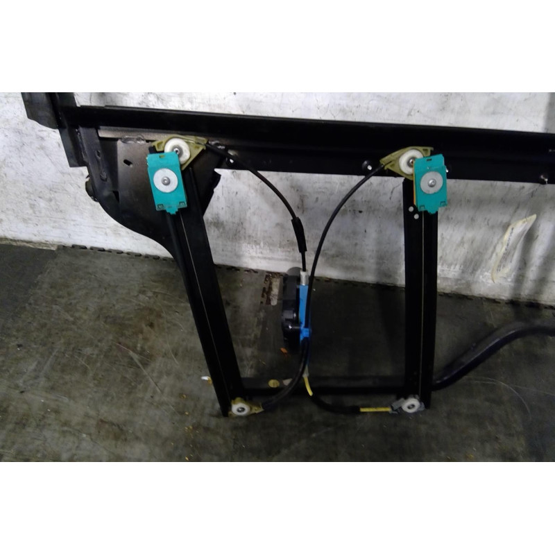 Leve vitre electrique avant droit AUDI A2 Photo n°1