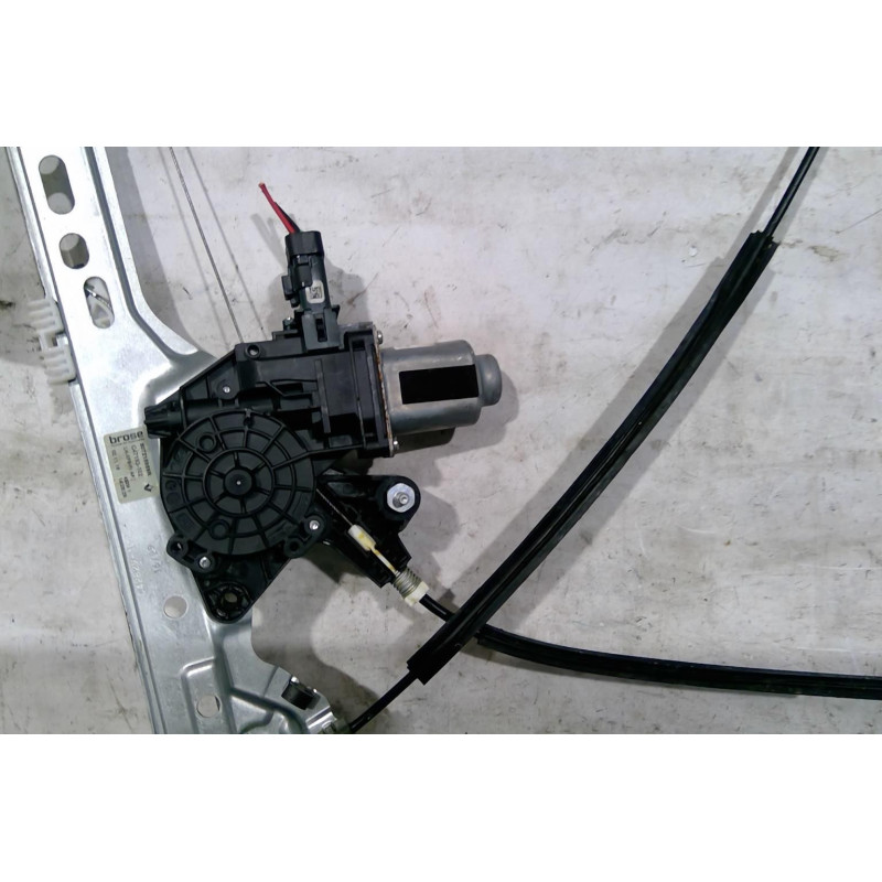 Leve vitre electrique avant gauche RENAULT MEGANE 4 Photo n°1