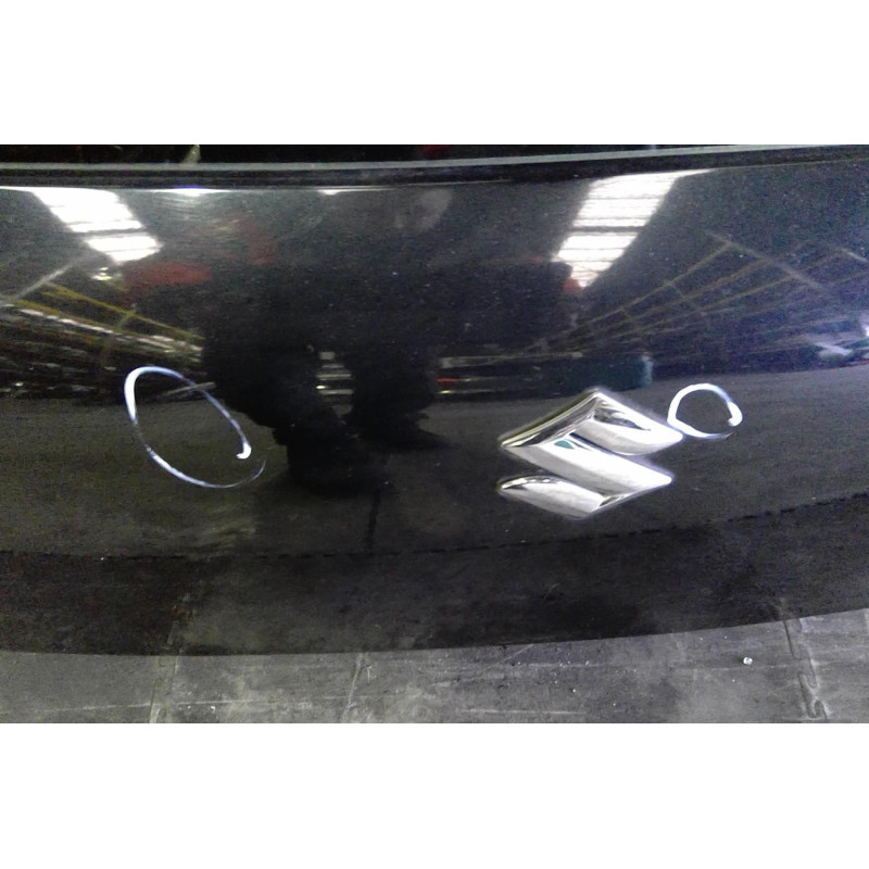 Malle/Hayon arriere SUZUKI SWIFT 3 Photo n°1