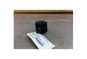 Bouton de warning BMW SERIE 3 E90 Photo n°1