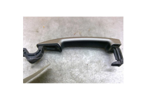 Poignee porte arriere droit PEUGEOT 208 1 Photo n°2