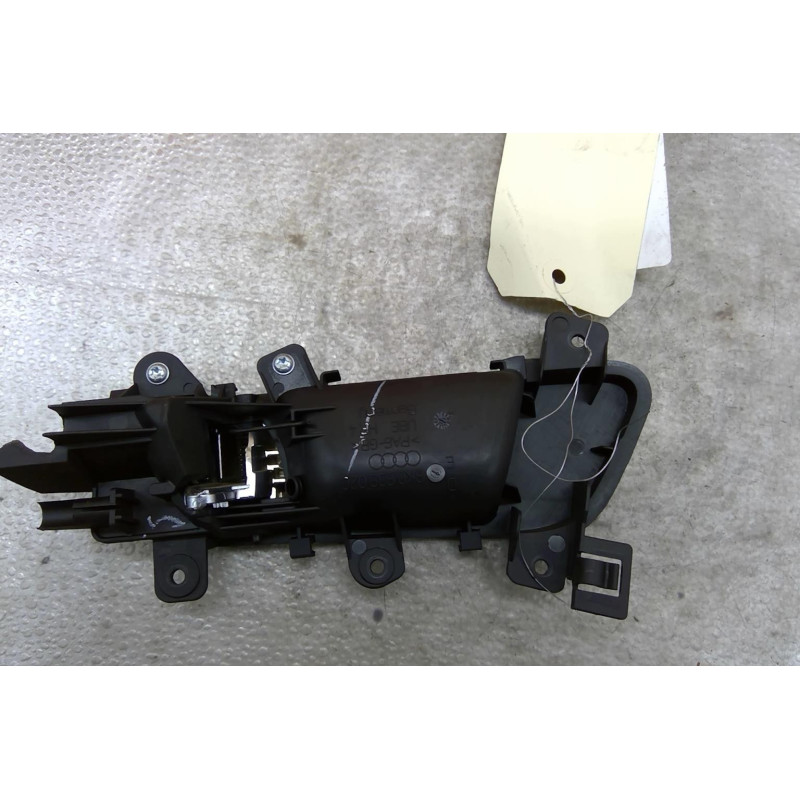 Poignee interieur arriere droit AUDI A4 3 Photo n°1