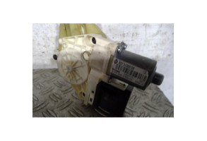 Leve vitre electrique arriere gauche RENAULT MEGANE 3 Photo n°1