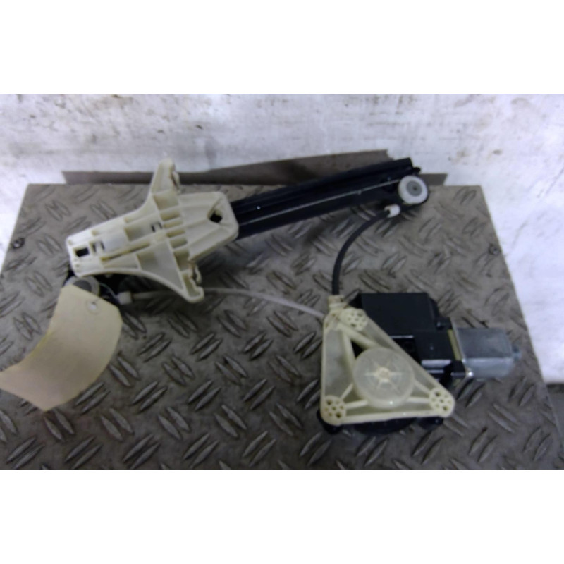 Leve vitre electrique arriere droit VOLKSWAGEN POLO 5 Photo n°1