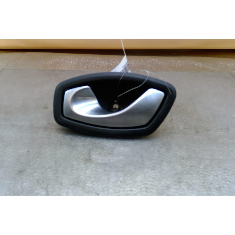 Poignee interieur arriere gauche RENAULT CLIO 4 Photo n°1