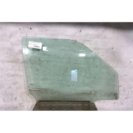 Vitre avant droit SUZUKI SWIFT 3