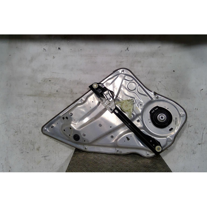 Leve vitre electrique arriere droit MERCEDES CLASSE C 204 Photo n°1
