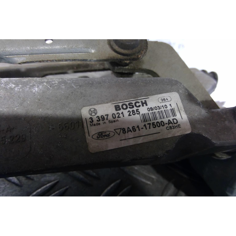 Moteur essuie glace avant FORD FIESTA 6 Photo n°1