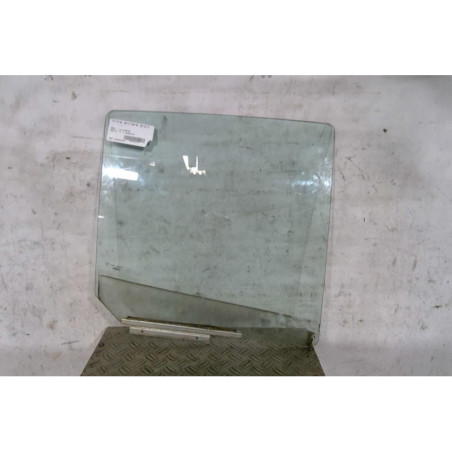 Vitre arriere droit OPEL AGILA B