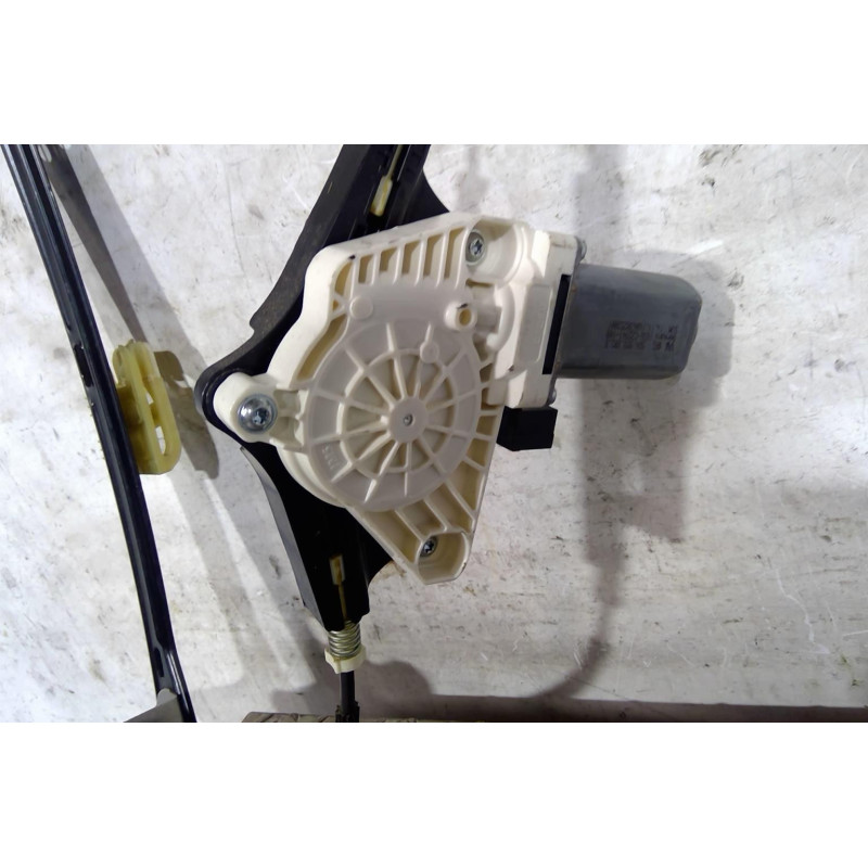 Leve vitre electrique avant droit VOLKSWAGEN GOLF 7 Photo n°1