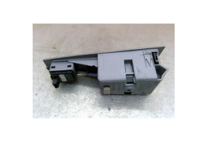 Interrupteur de leve vitre arriere gauche BMW SERIE 7 E66 LIMOUSINE Photo n°1