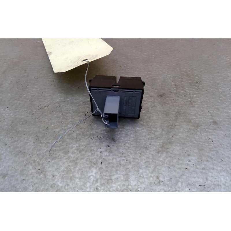 Interrupteur de leve vitre avant gauche SEAT IBIZA 4 Photo n°1