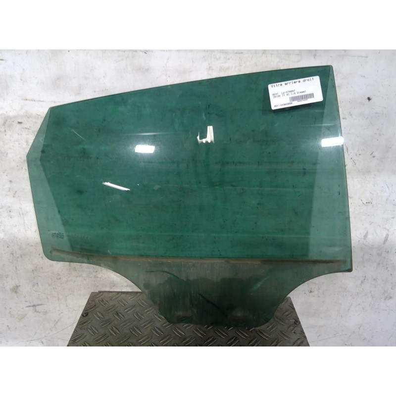 Vitre arriere droit SEAT IBIZA 4 Photo n°1