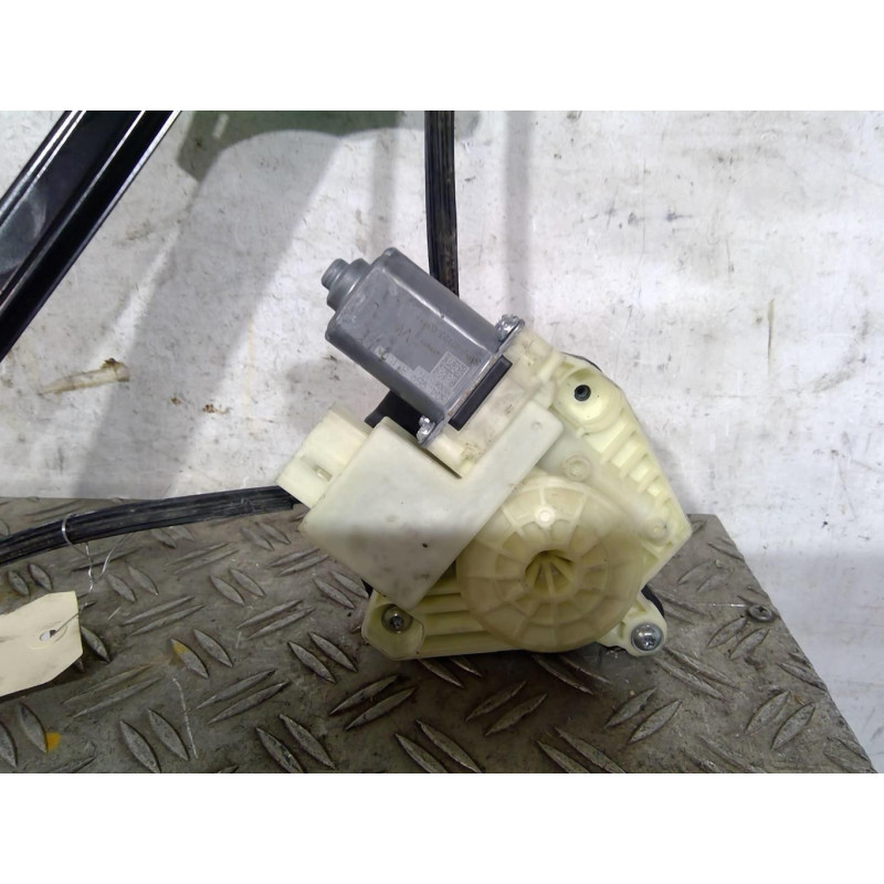 Leve vitre electrique arriere gauche VOLKSWAGEN GOLF 7 Photo n°1