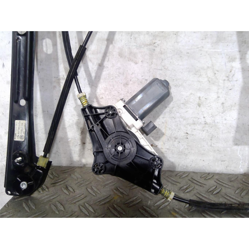 Leve vitre electrique avant gauche VOLKSWAGEN GOLF 7 Photo n°1