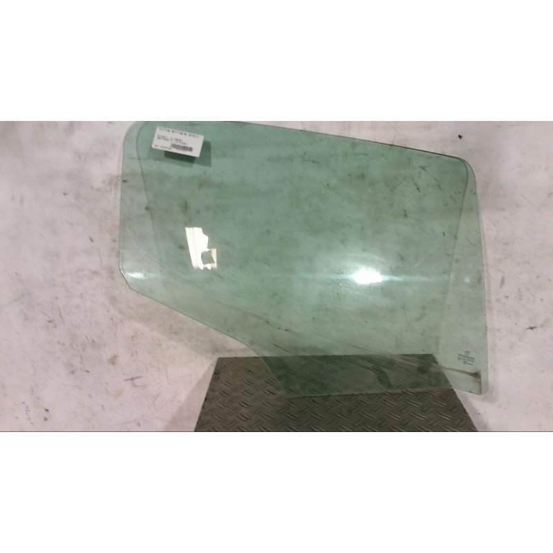 Vitre arriere droit PEUGEOT 308 1 Photo n°1
