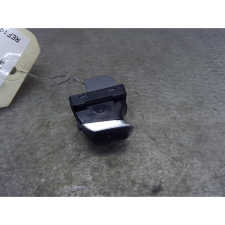Interrupteur de leve vitre arriere droit AUDI A4 3